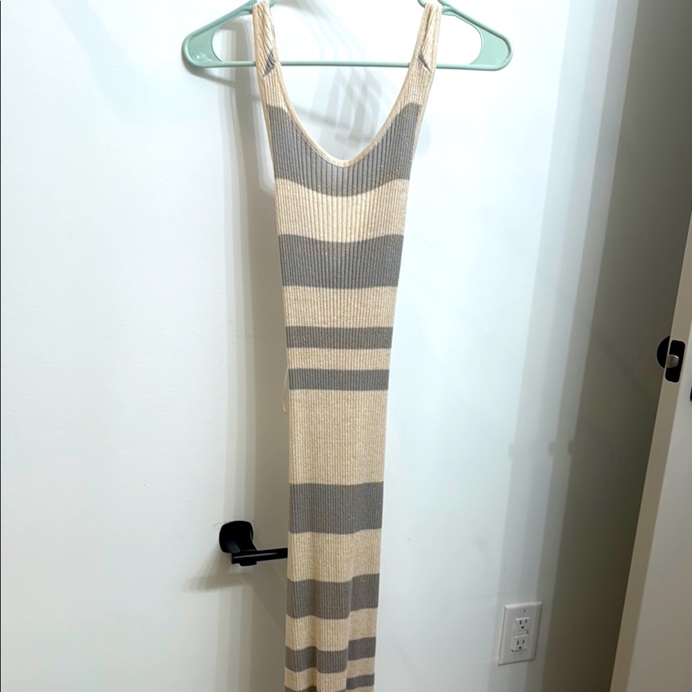 Cream and Gray Sleeveless Bodycon Maxi Dress